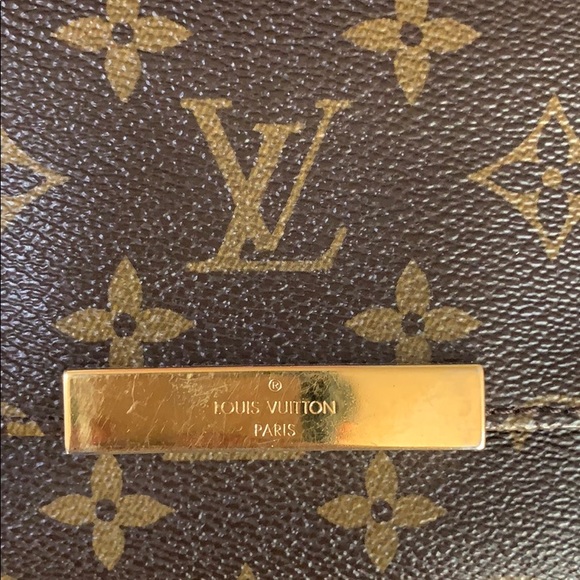 Authentic Favorite MM Monogram - Picture 2 of 13